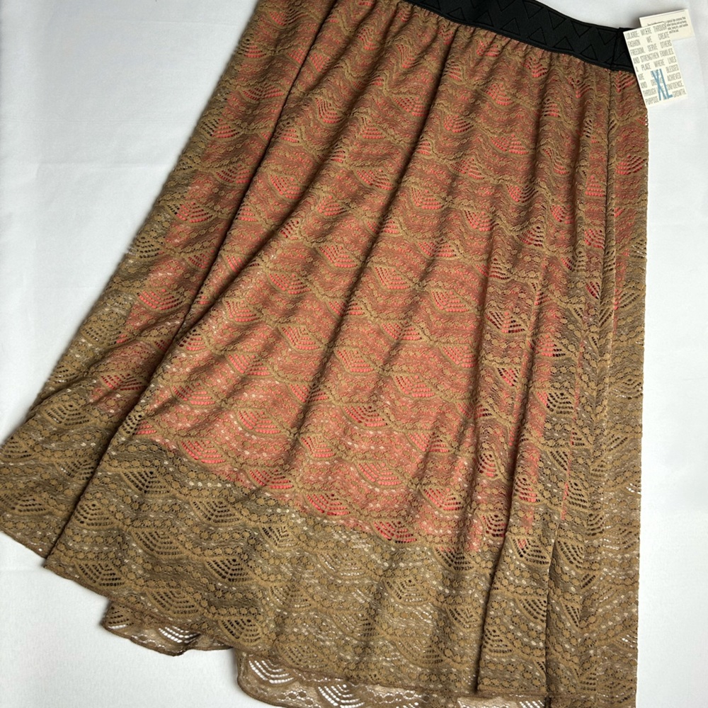 NWT - LuLaRoe Lola skirt - Tan and Coral - XL